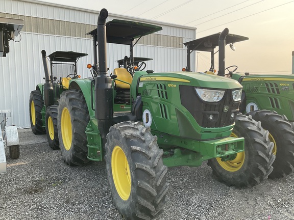 Photo of 2018 John Deere 6120M