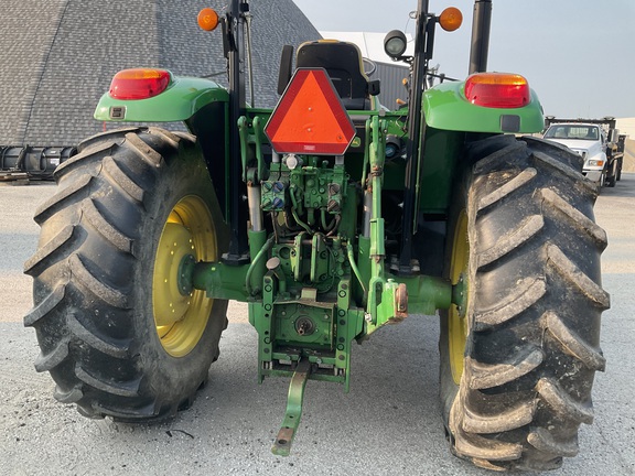 Photo of 2018 John Deere 6120M