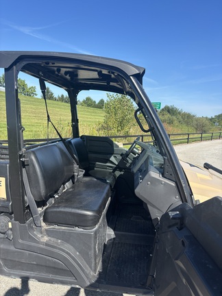 2022 John-Deere XUV 835M