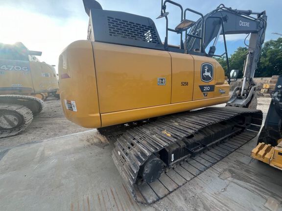 2024 John Deere 210P