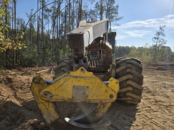 2023 John Deere 648L-II