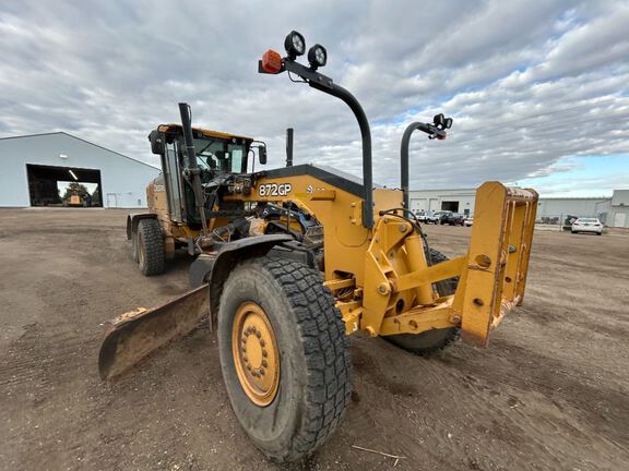 2014 John Deere 872G