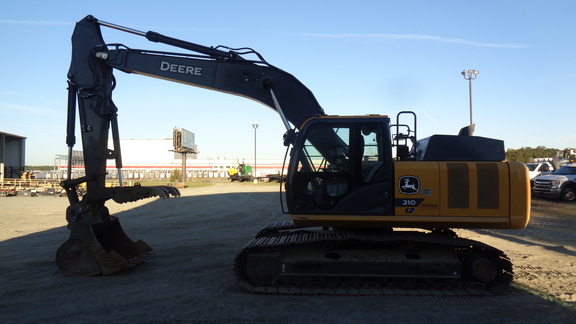 0 John Deere 210 P-Tier
