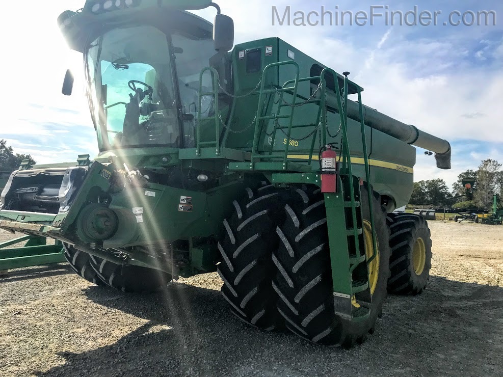 2013 John Deere S680 Image 3
