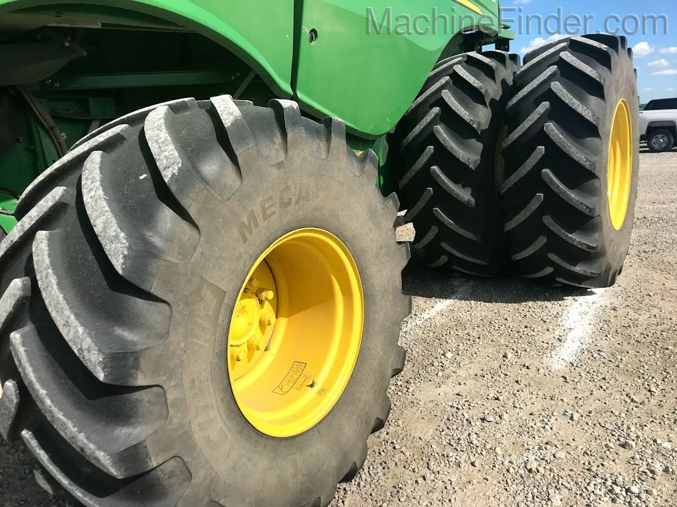 2013 John Deere S680 Image 9