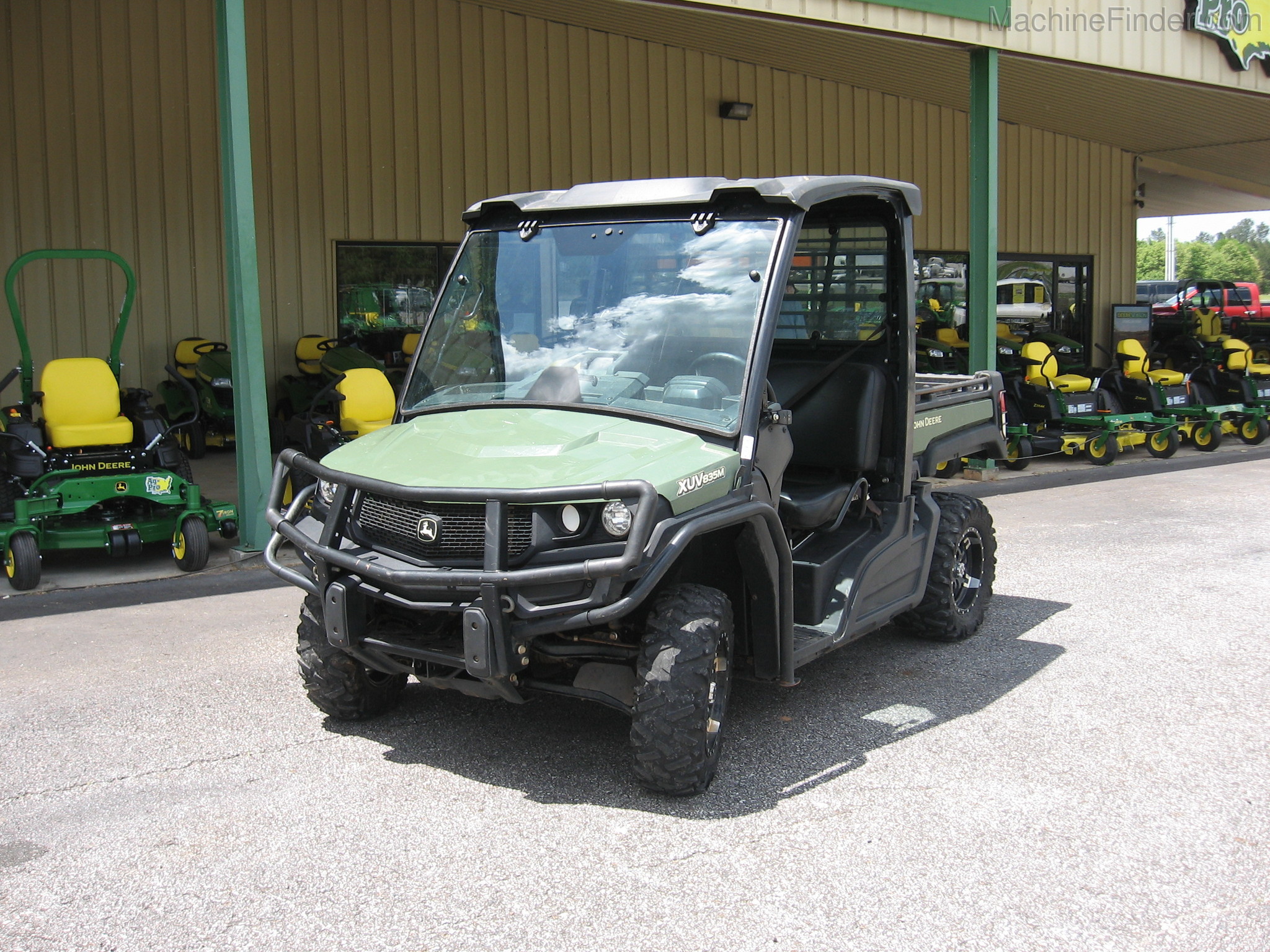 2018 John Deere XUV 835M Image 1