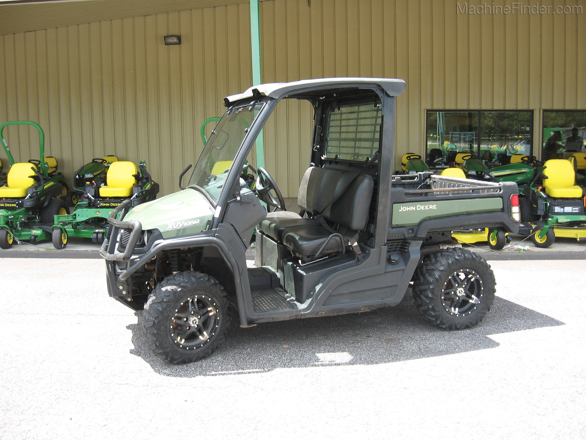 2018 John Deere XUV 835M Image 2