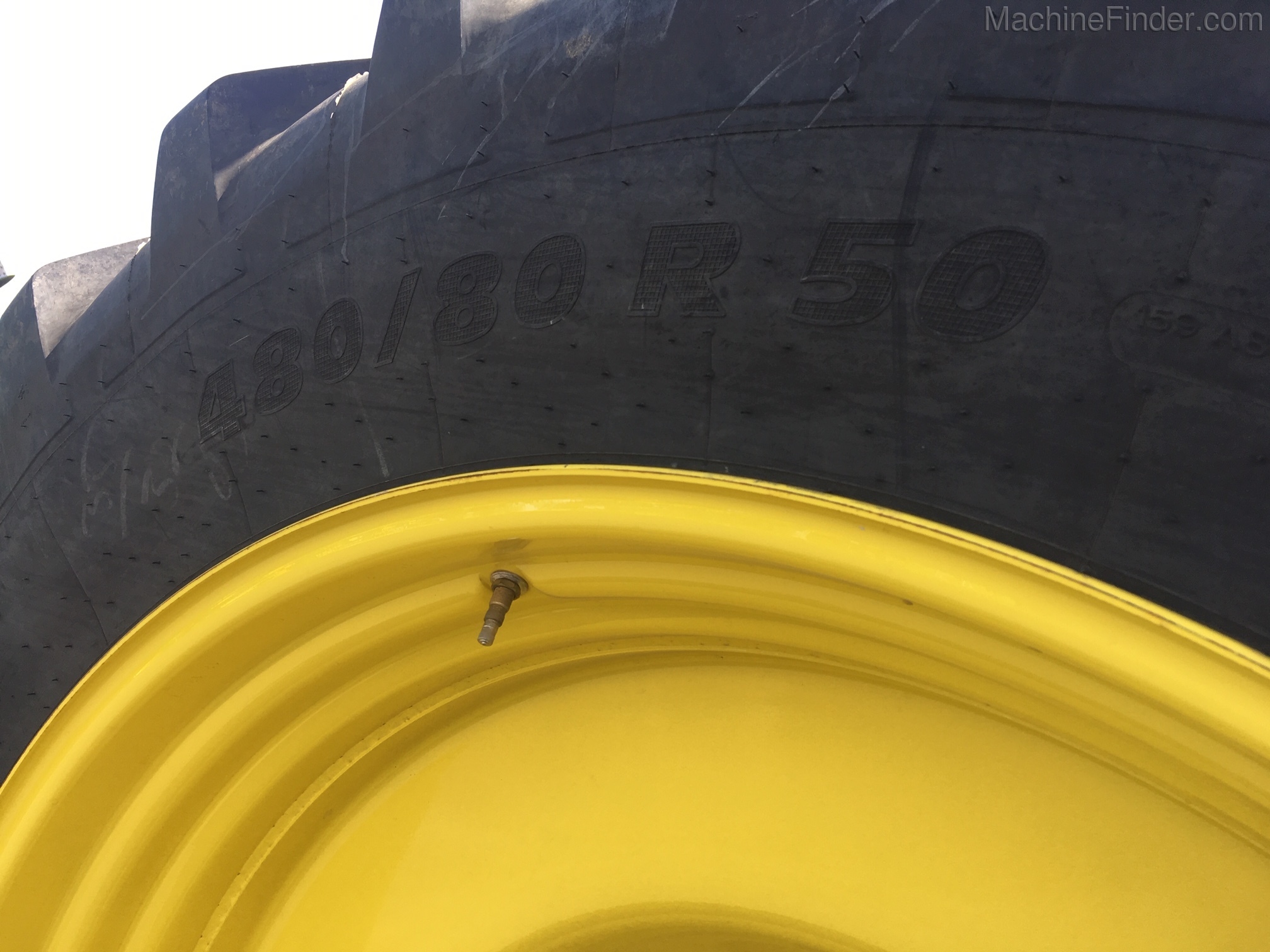 2018 John Deere 8295R Image 8