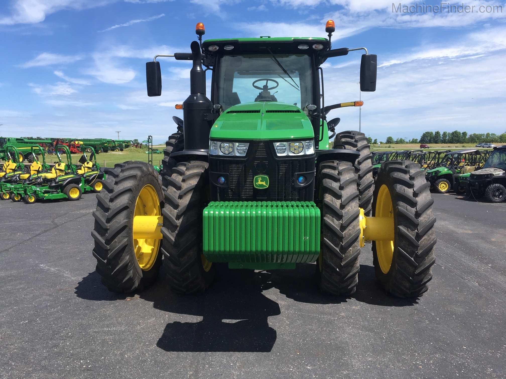 2018 John Deere 8295R Image 3
