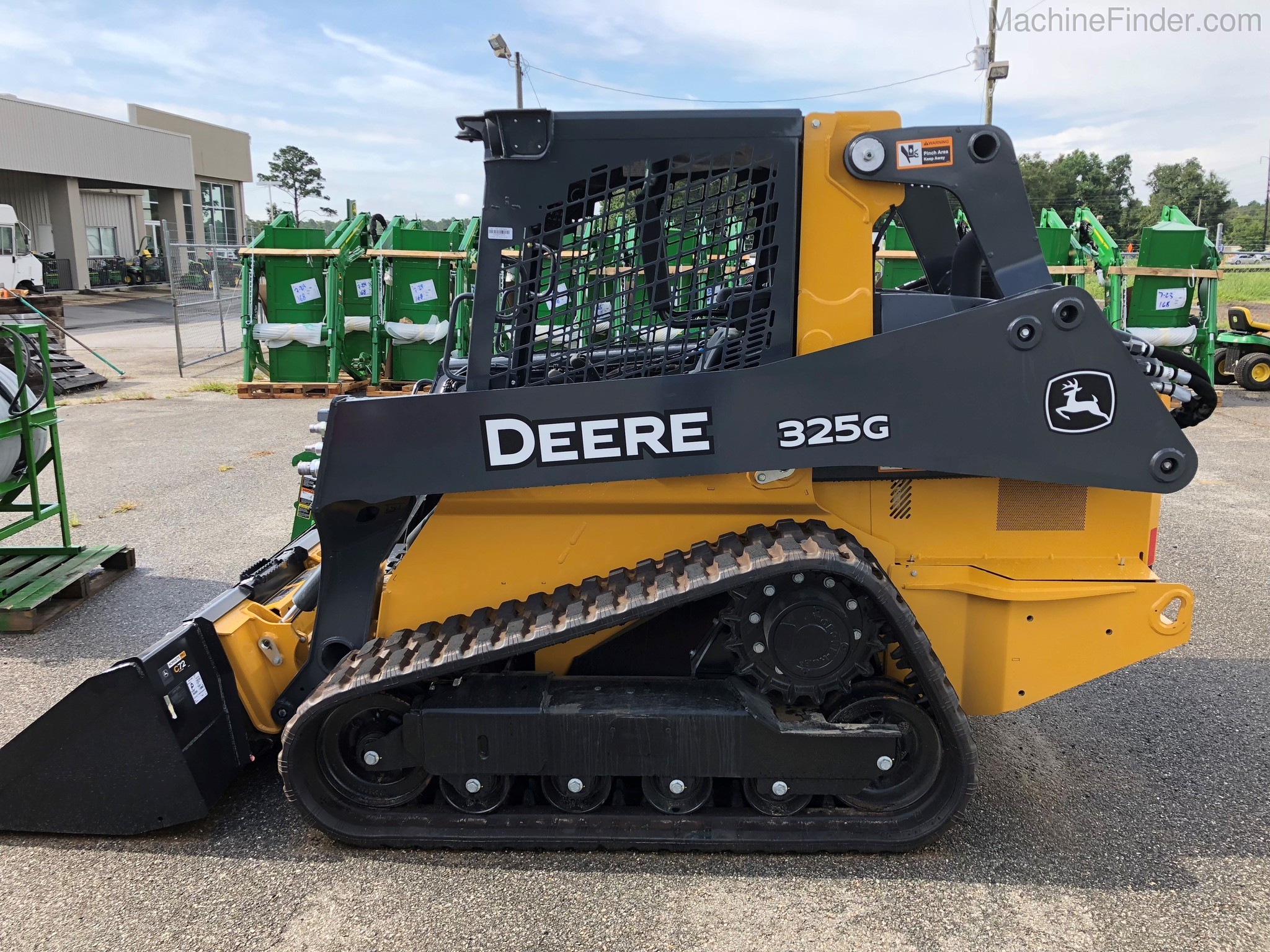 2020 John Deere 325G Image 2