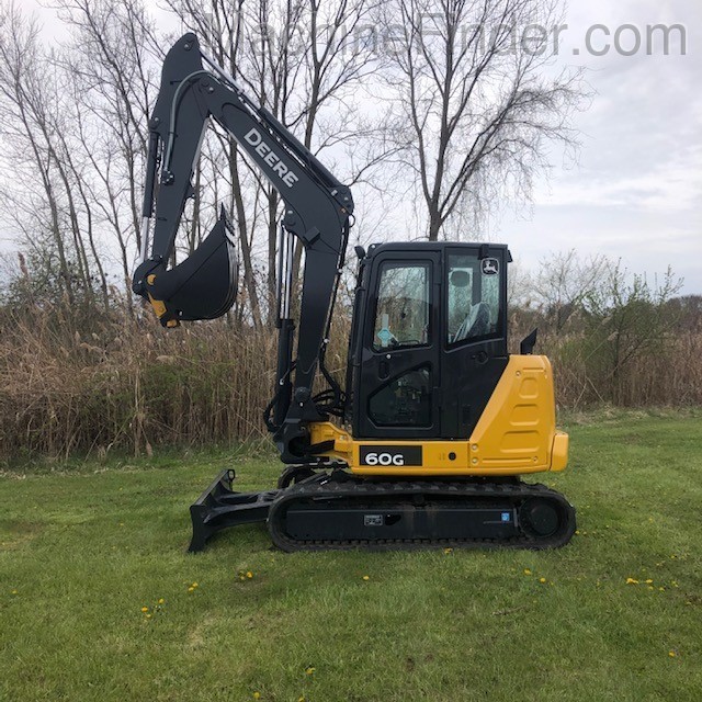 2020 John Deere 60G Image 3