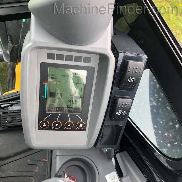 2020 John Deere 60G Image 10