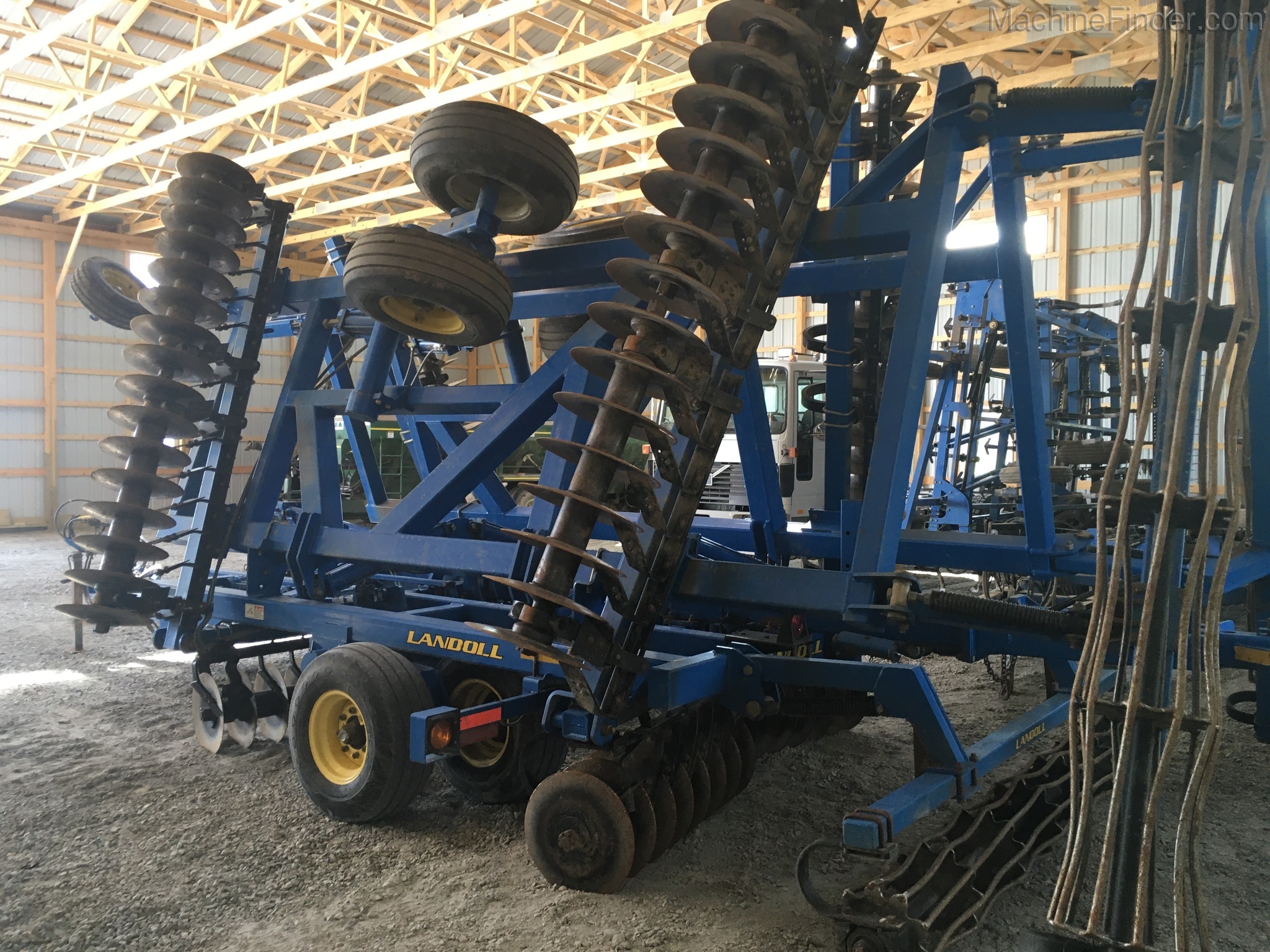 2010 Landoll 7430-29 Image 2