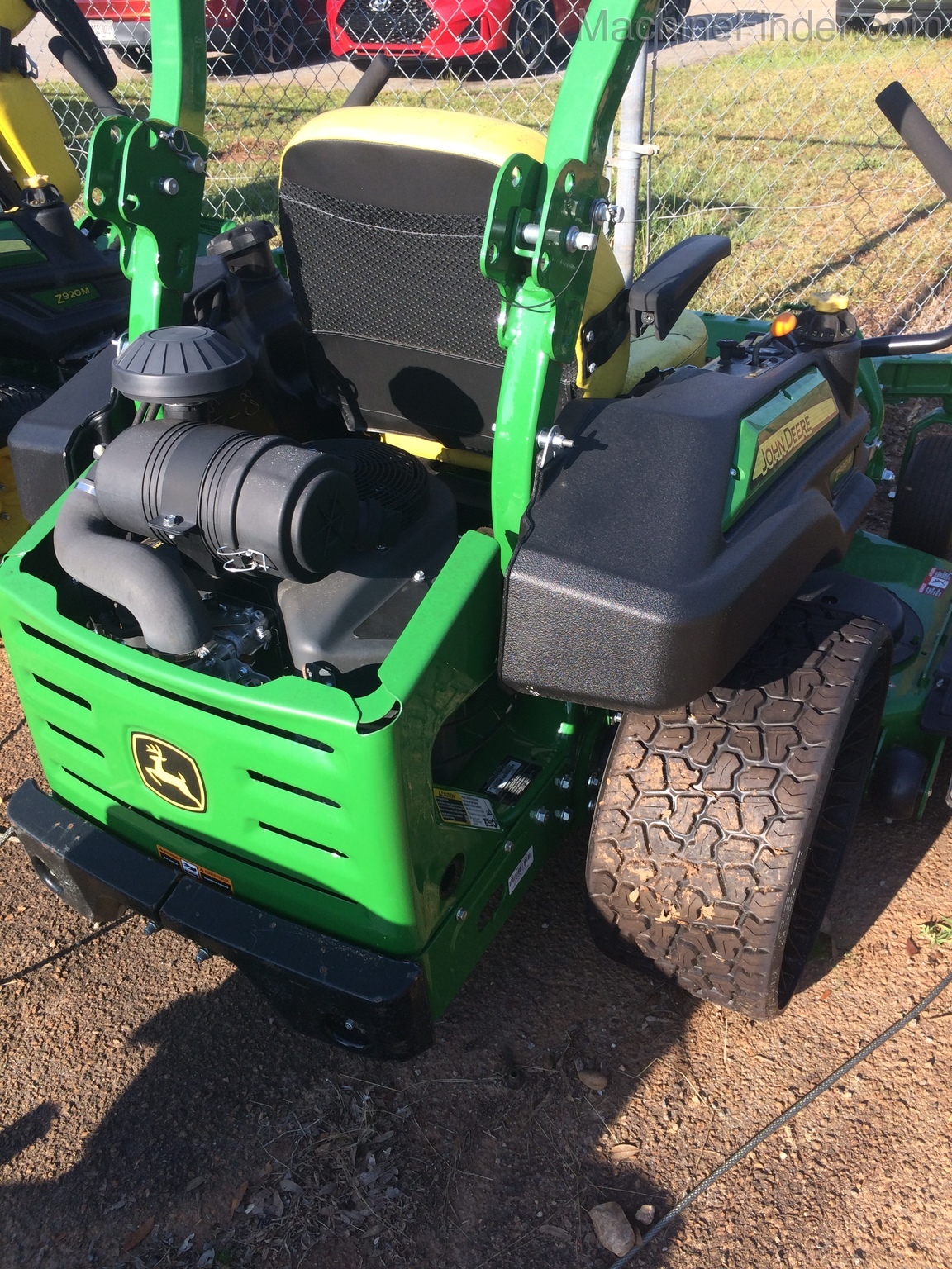 2016 John Deere Z930M Image 2