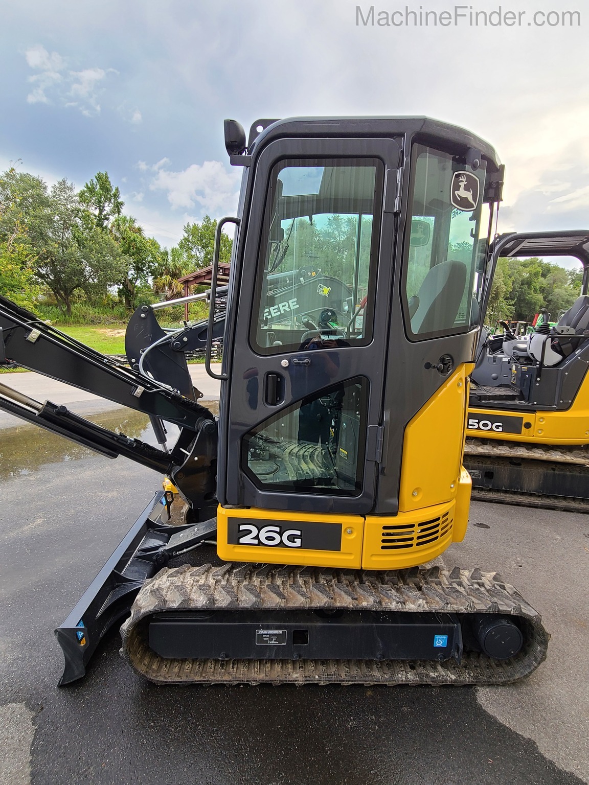 2020 John Deere 26G Image 4