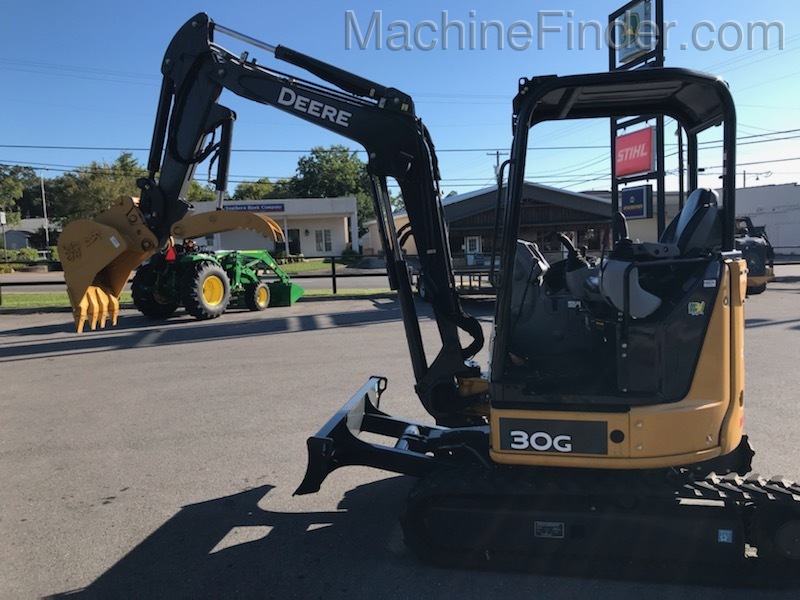 2018 John Deere 30G Image 2