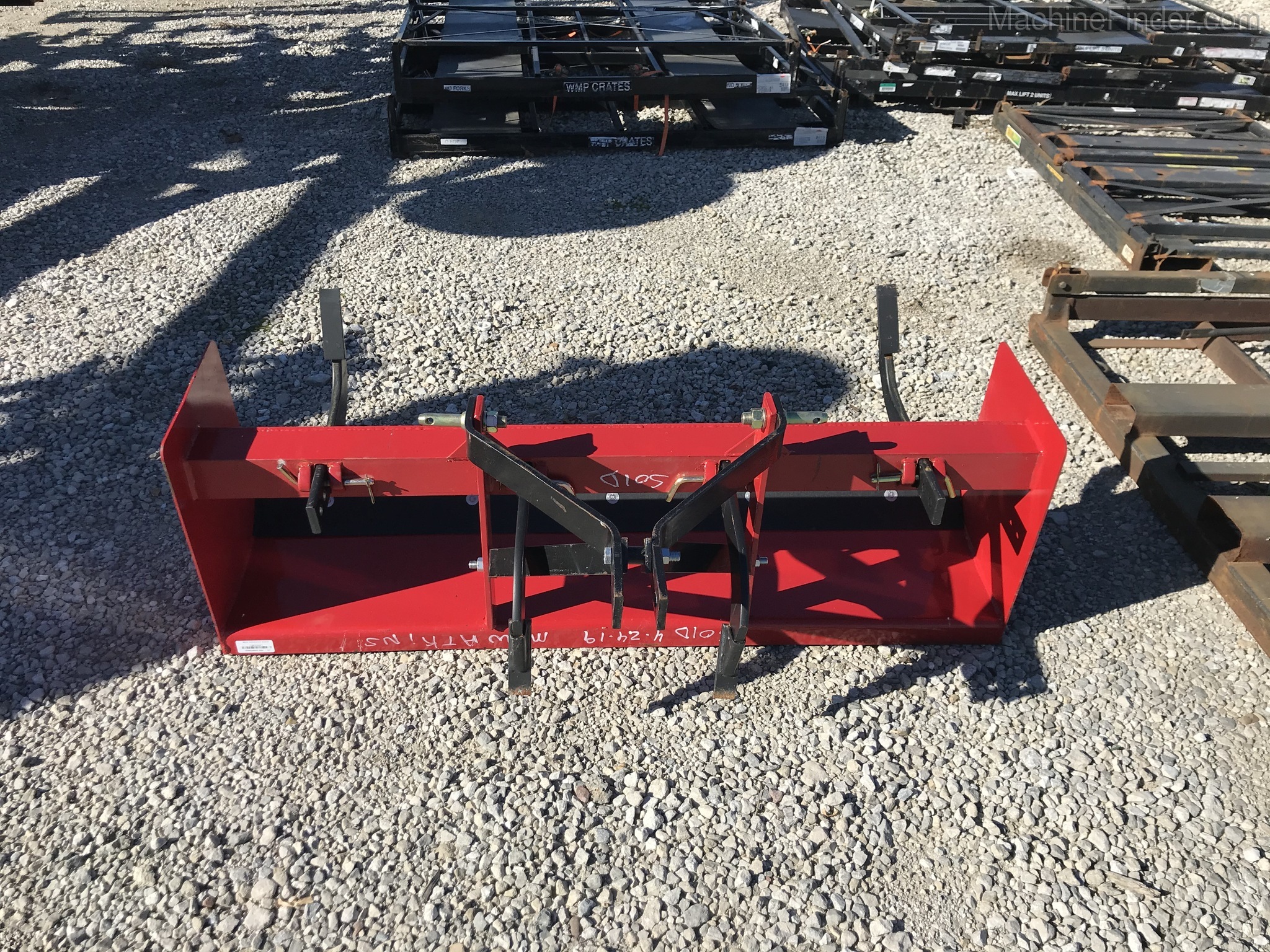 2019 John Deere 60 in Image 3