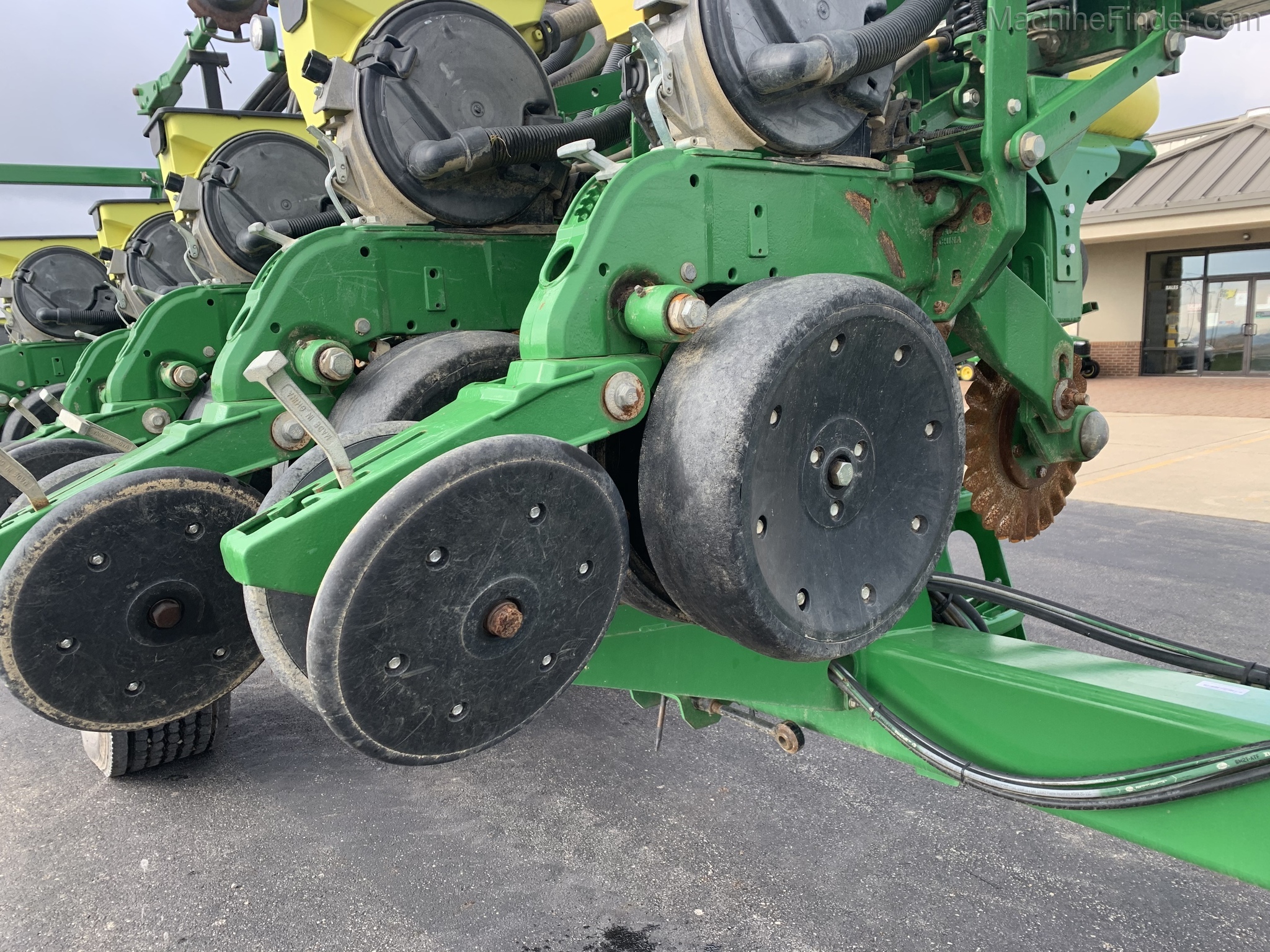 2016 John Deere M1615 Image 4