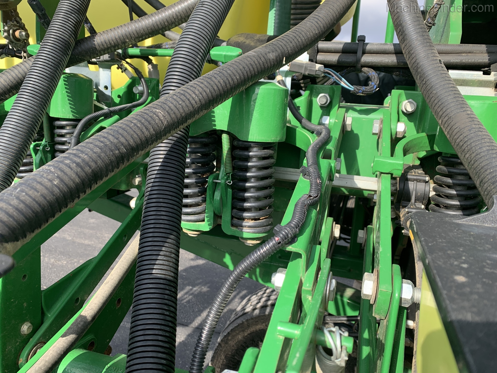 2016 John Deere M1615 Image 13