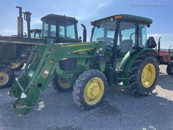 2018 John Deere 5075E Image 1