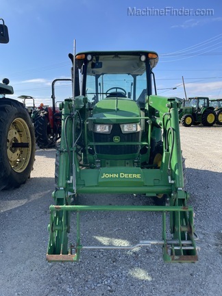 2018 John Deere 5075E Image 2