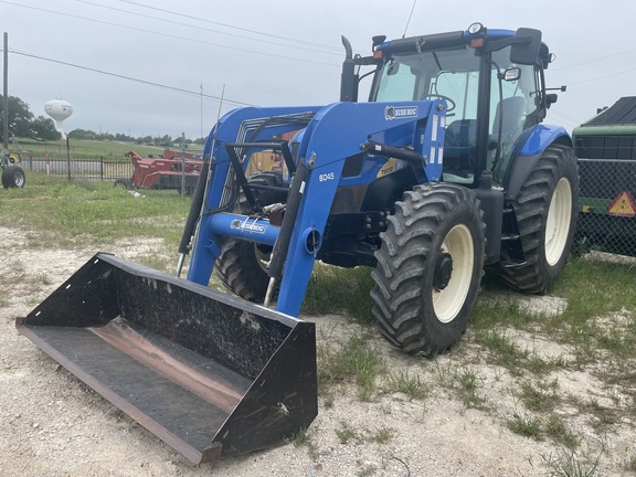 2010 New Holland T6030 Image 3