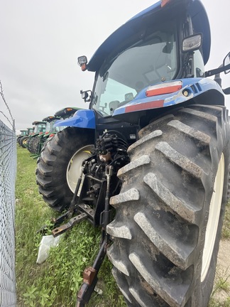 2010 New Holland T6030 Image 5