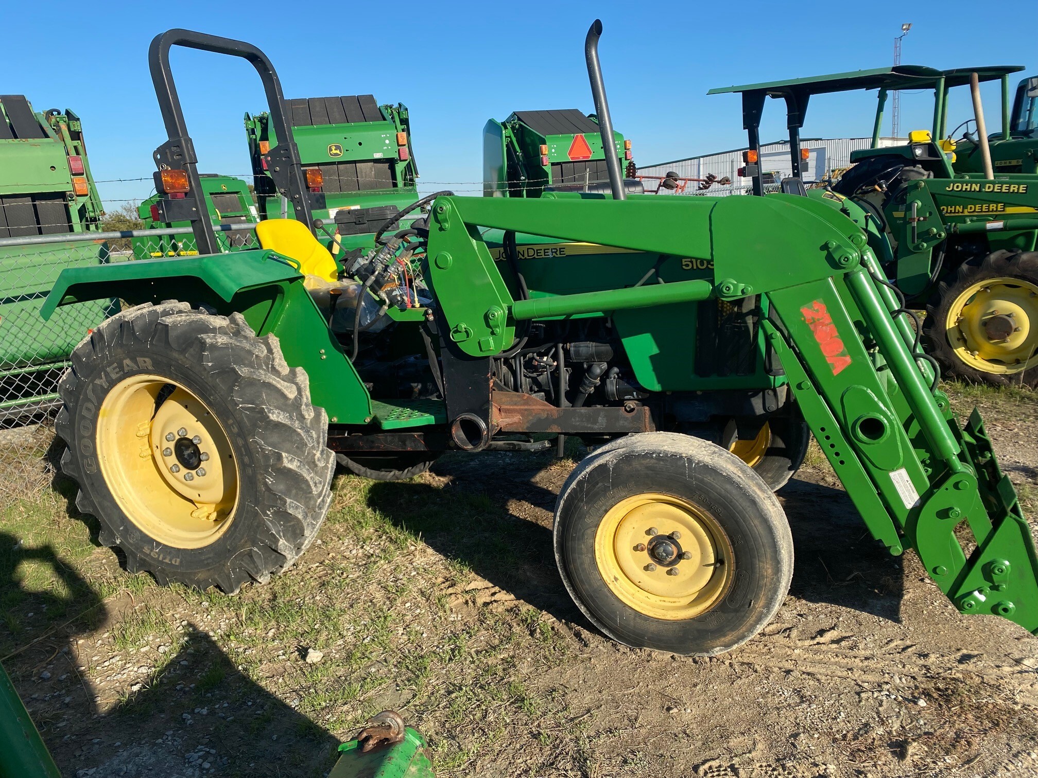 2007 John Deere 5103 Image 1