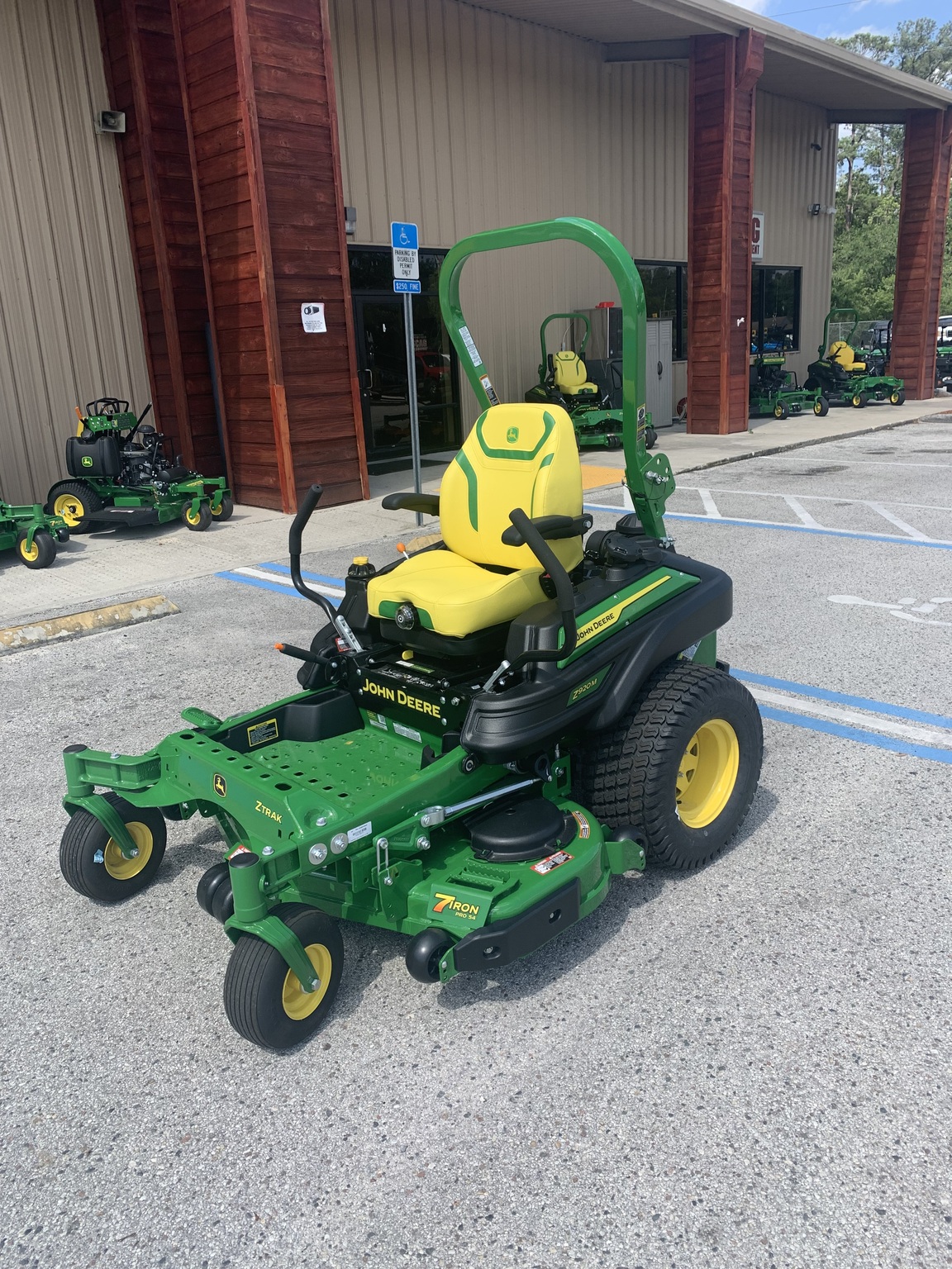 2023 John Deere Z920M ZeroTurn Mowers Middleburg, FL