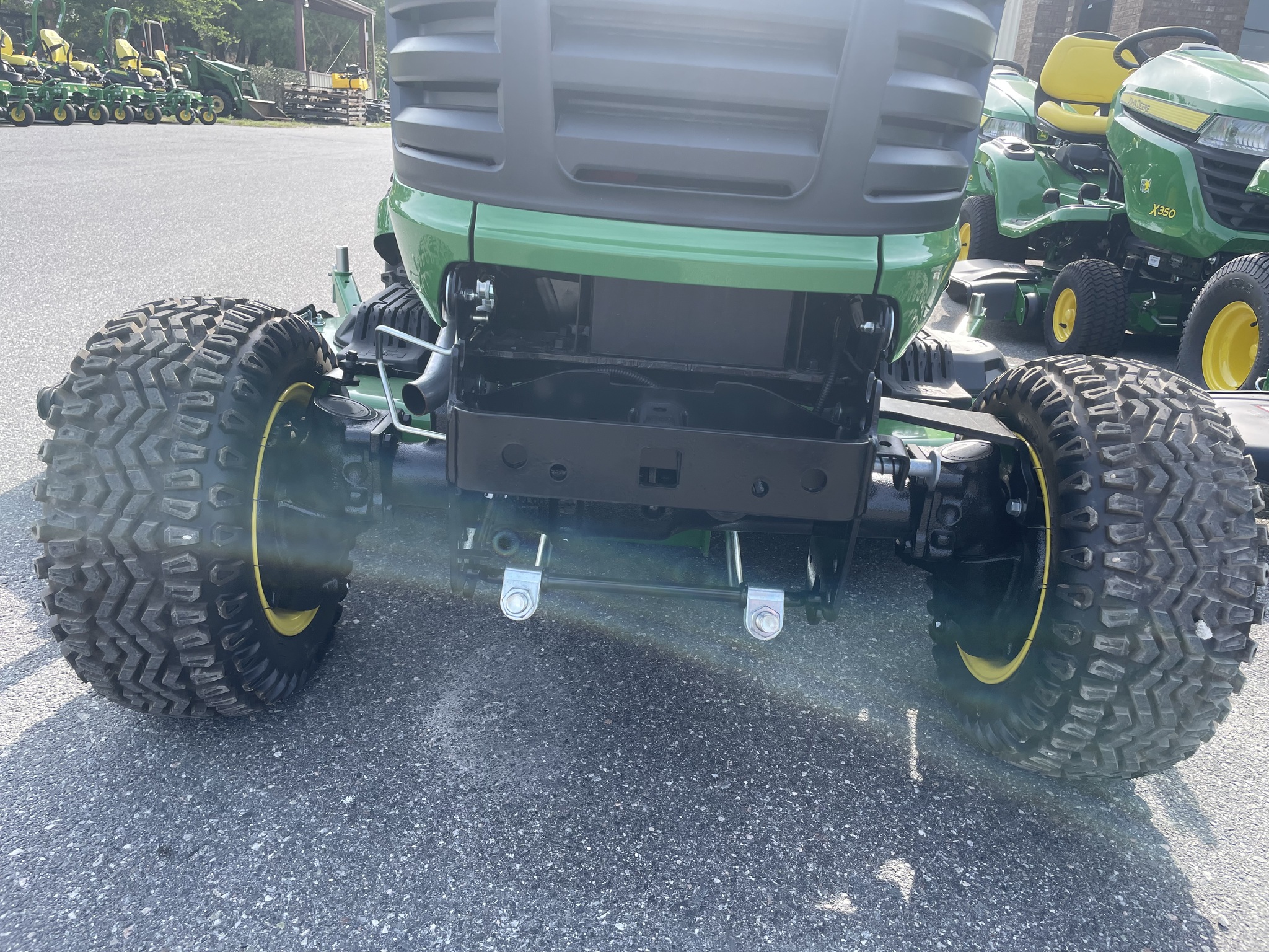 2023 John Deere X739 Image 6