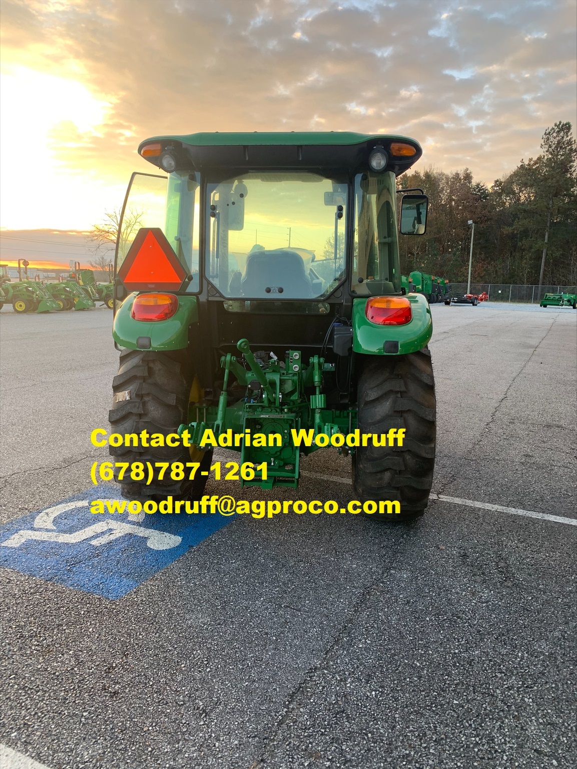 2023 John Deere 5075E Image 3