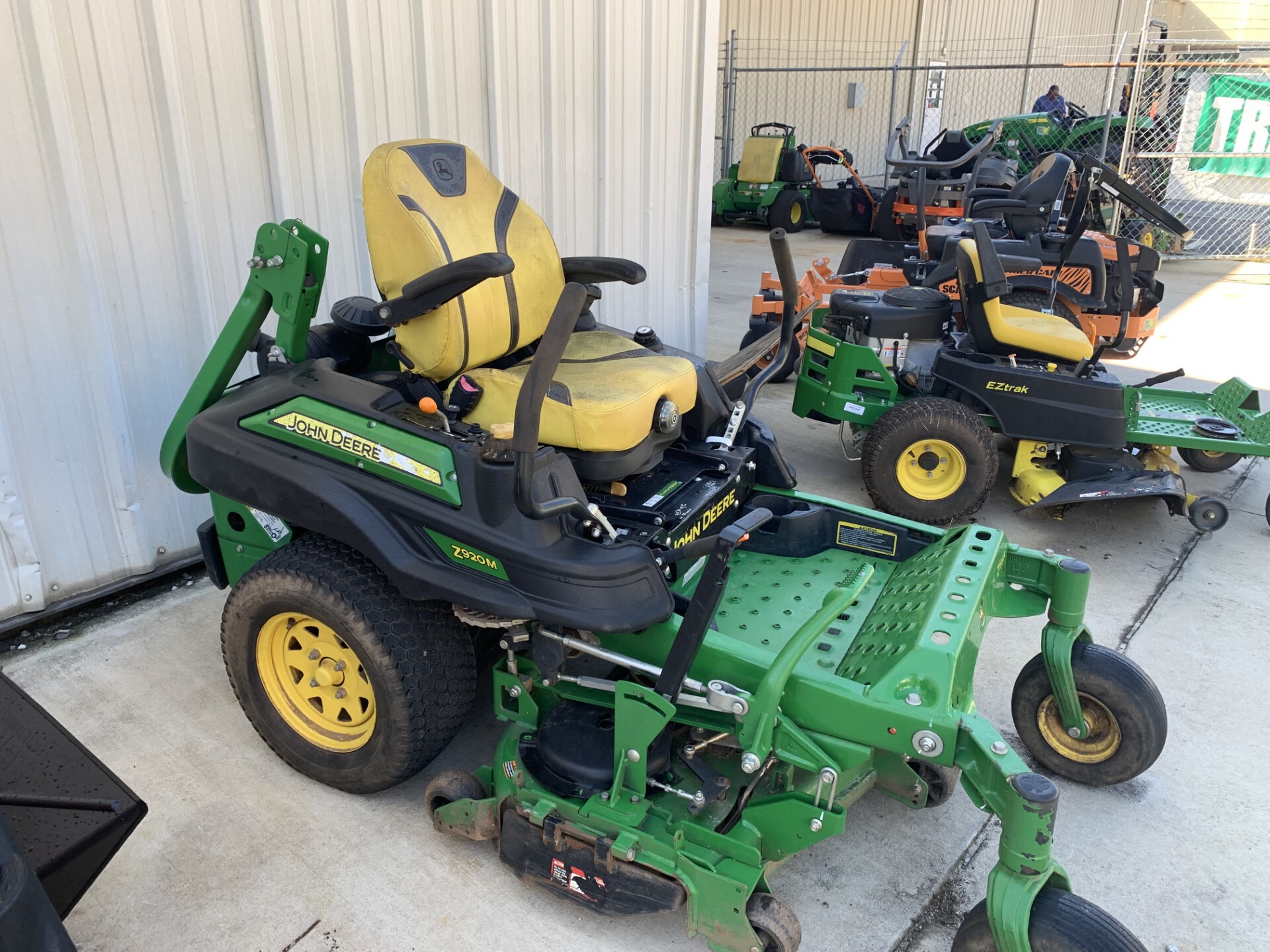 2021 John Deere Z920M Image 2