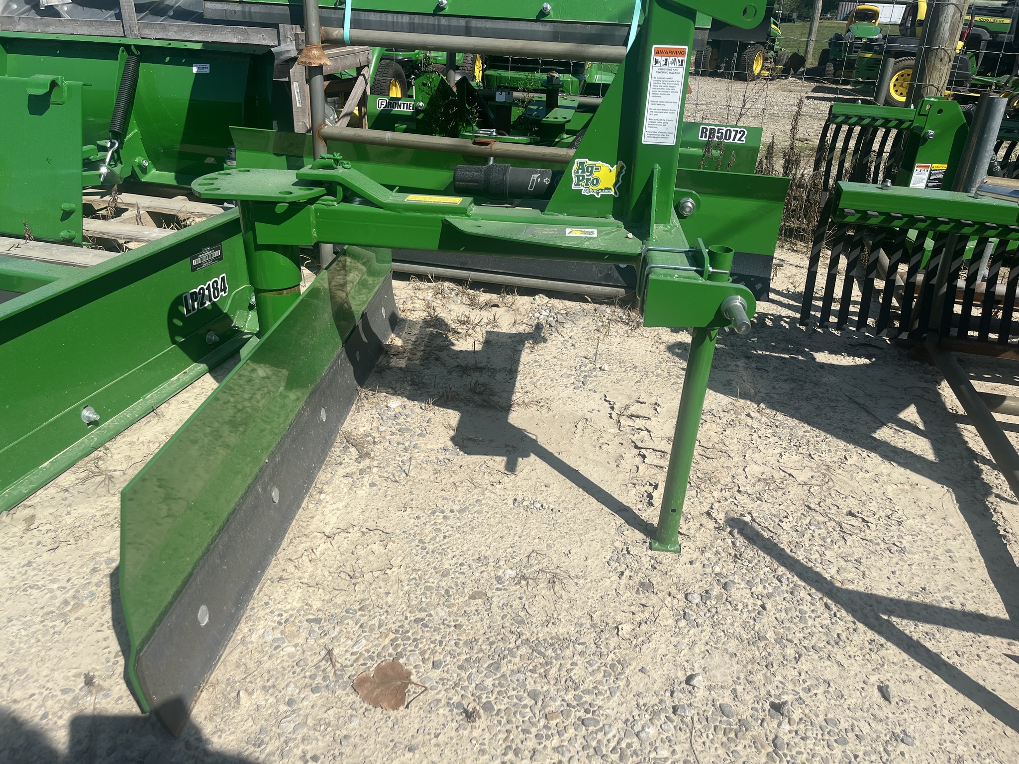 2022 Frontier RB5060L Image 3