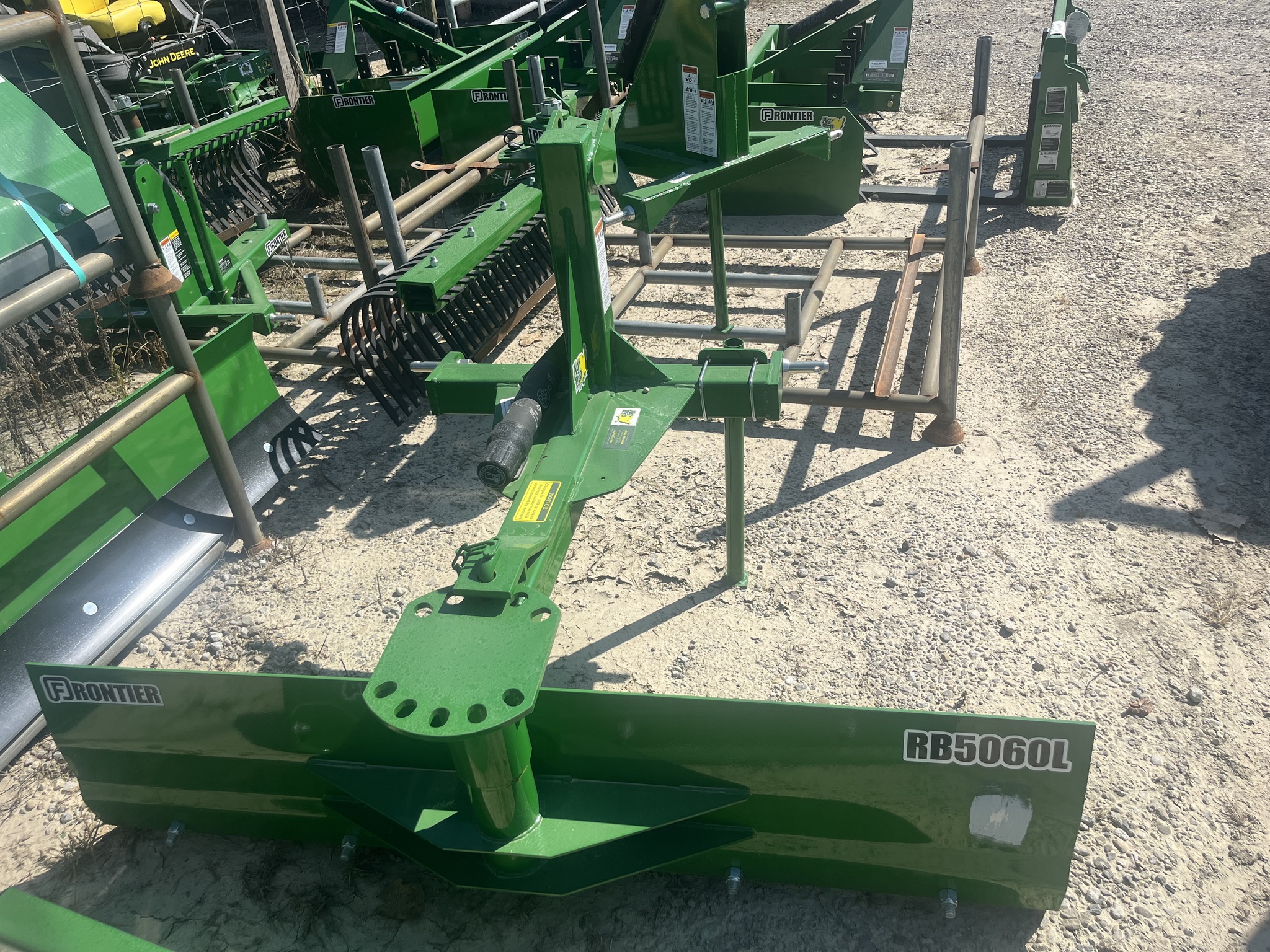 2022 Frontier RB5060L Image 2