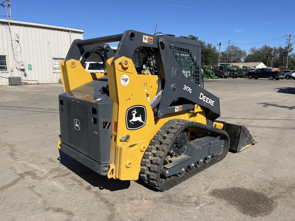 2023 John Deere 317G Photo 6