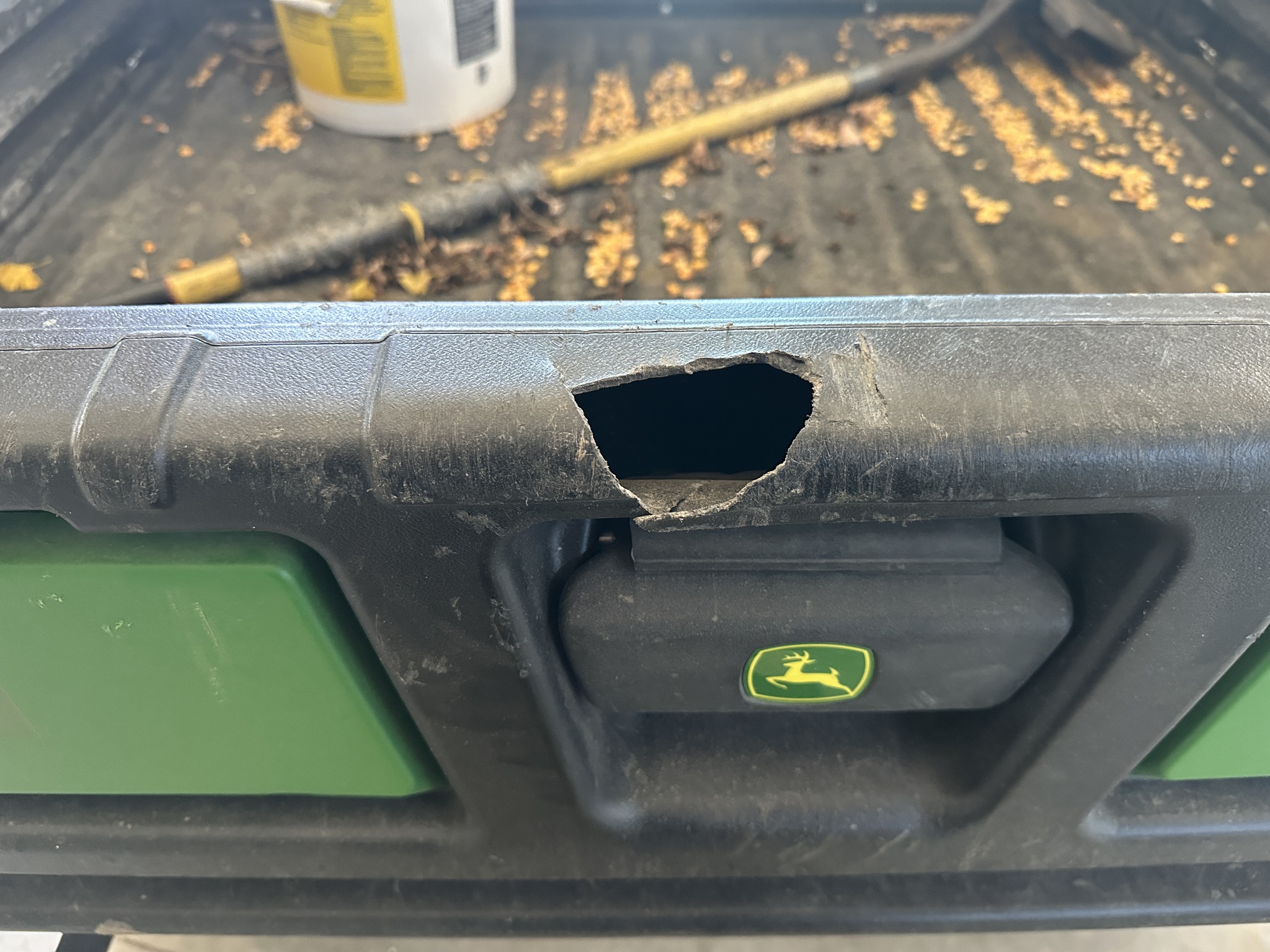 2022 John Deere XUV 835M Image 7