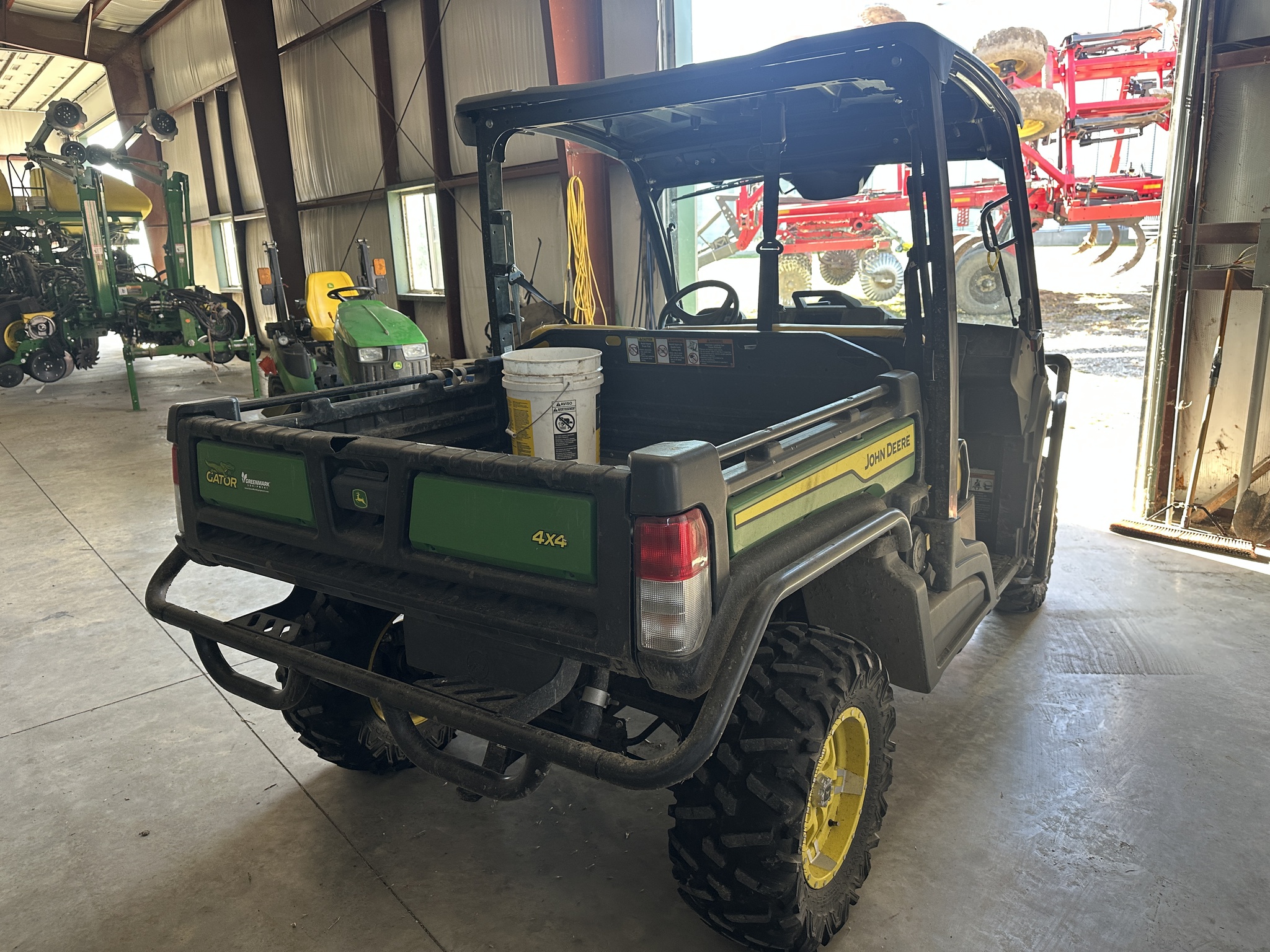 2022 John Deere XUV 835M Image 6