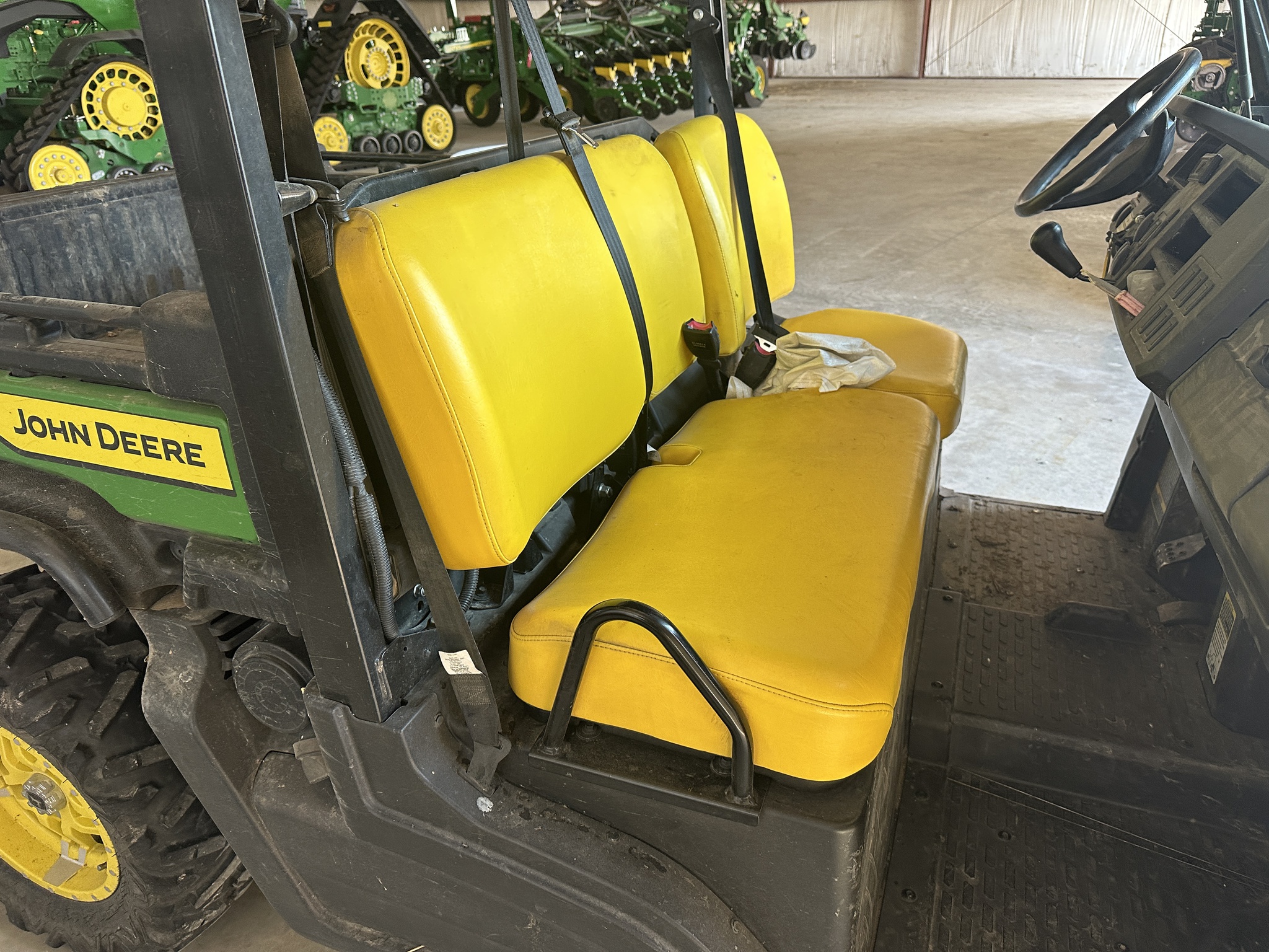 2022 John Deere XUV 835M Image 4