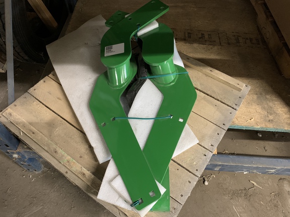 Photo of 2022 John Deere BXX10026