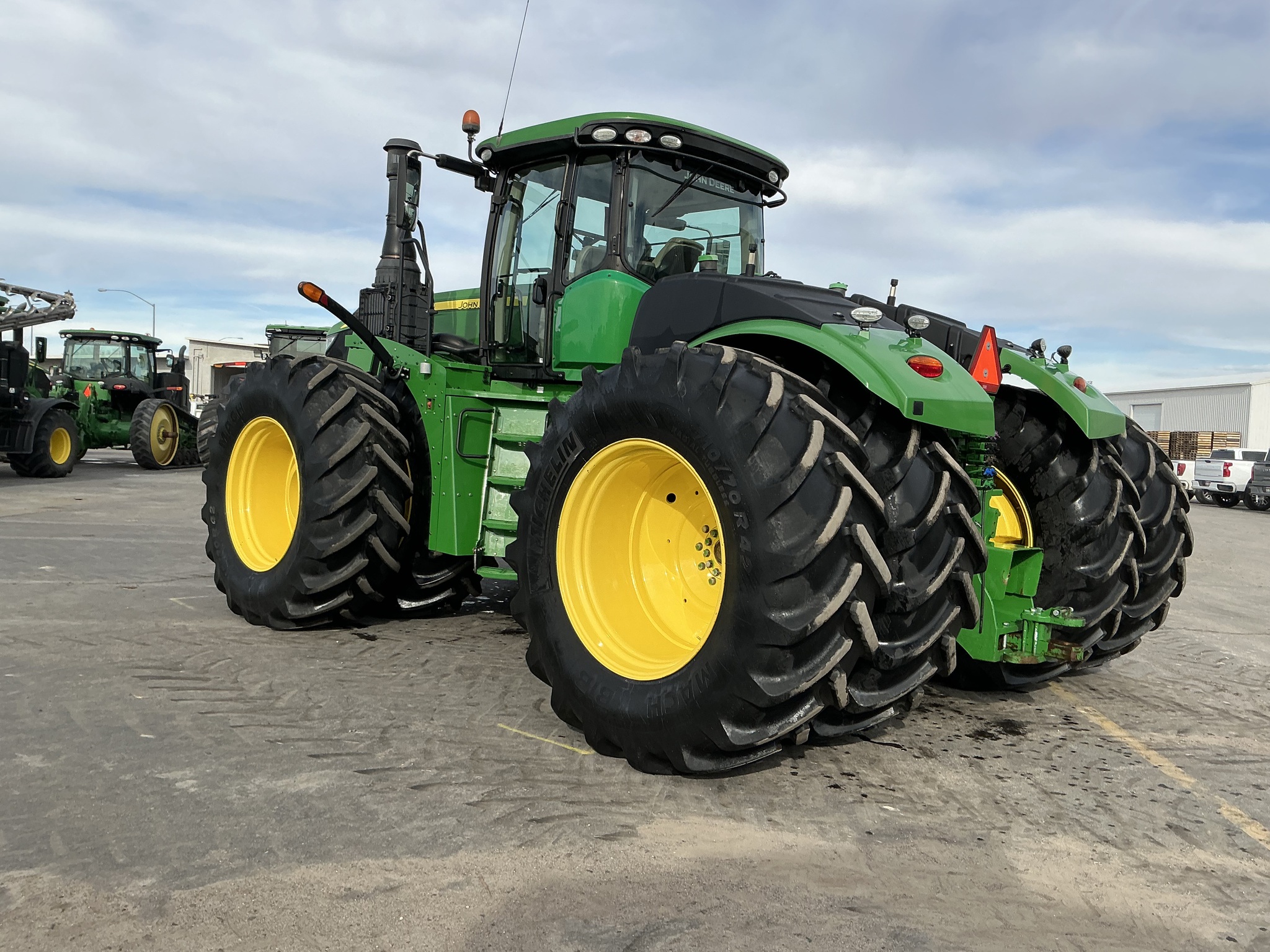 2019 John Deere 9570R Image 3