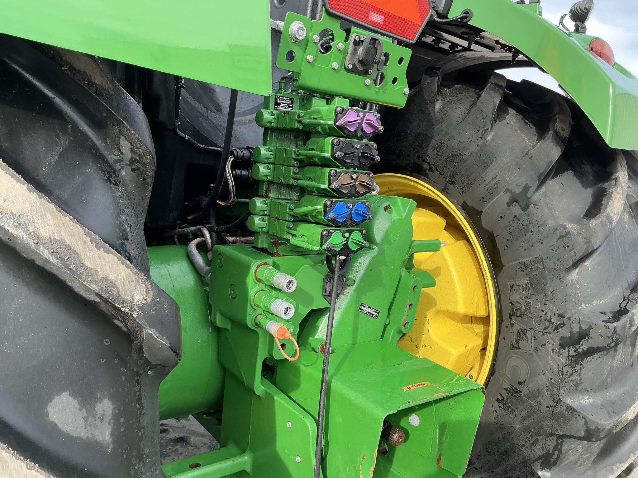 2019 John Deere 9570R Image 17
