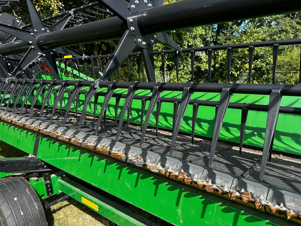  2023 John Deere RD40F at Heritage Tractor in Pontiac, IL
