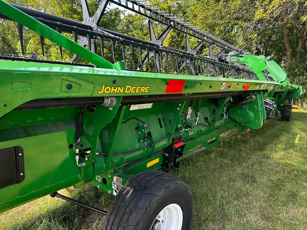 2023 John Deere RD40F at Heritage Tractor in Pontiac, IL