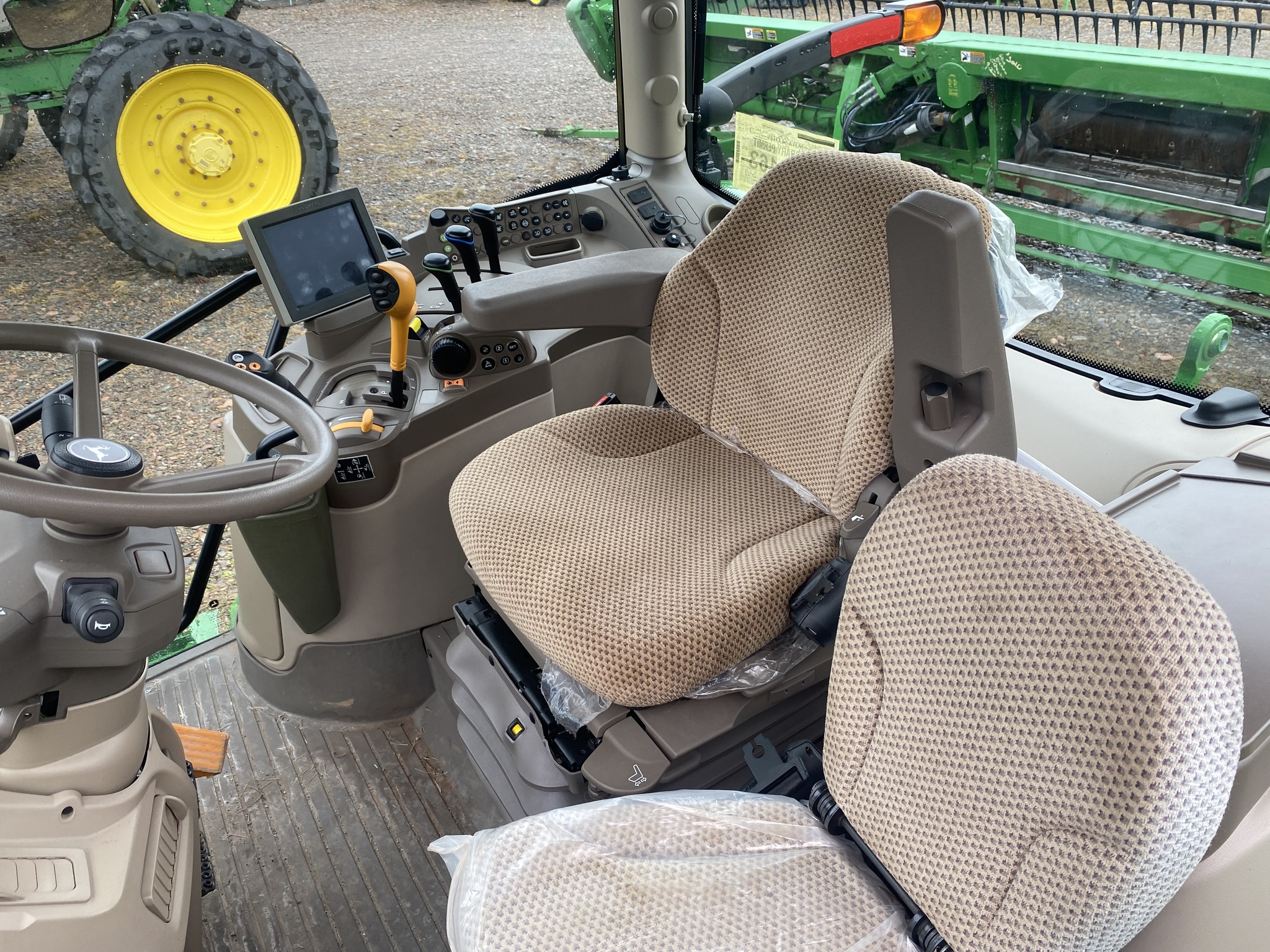 2023 John Deere 6R 145 Image 17