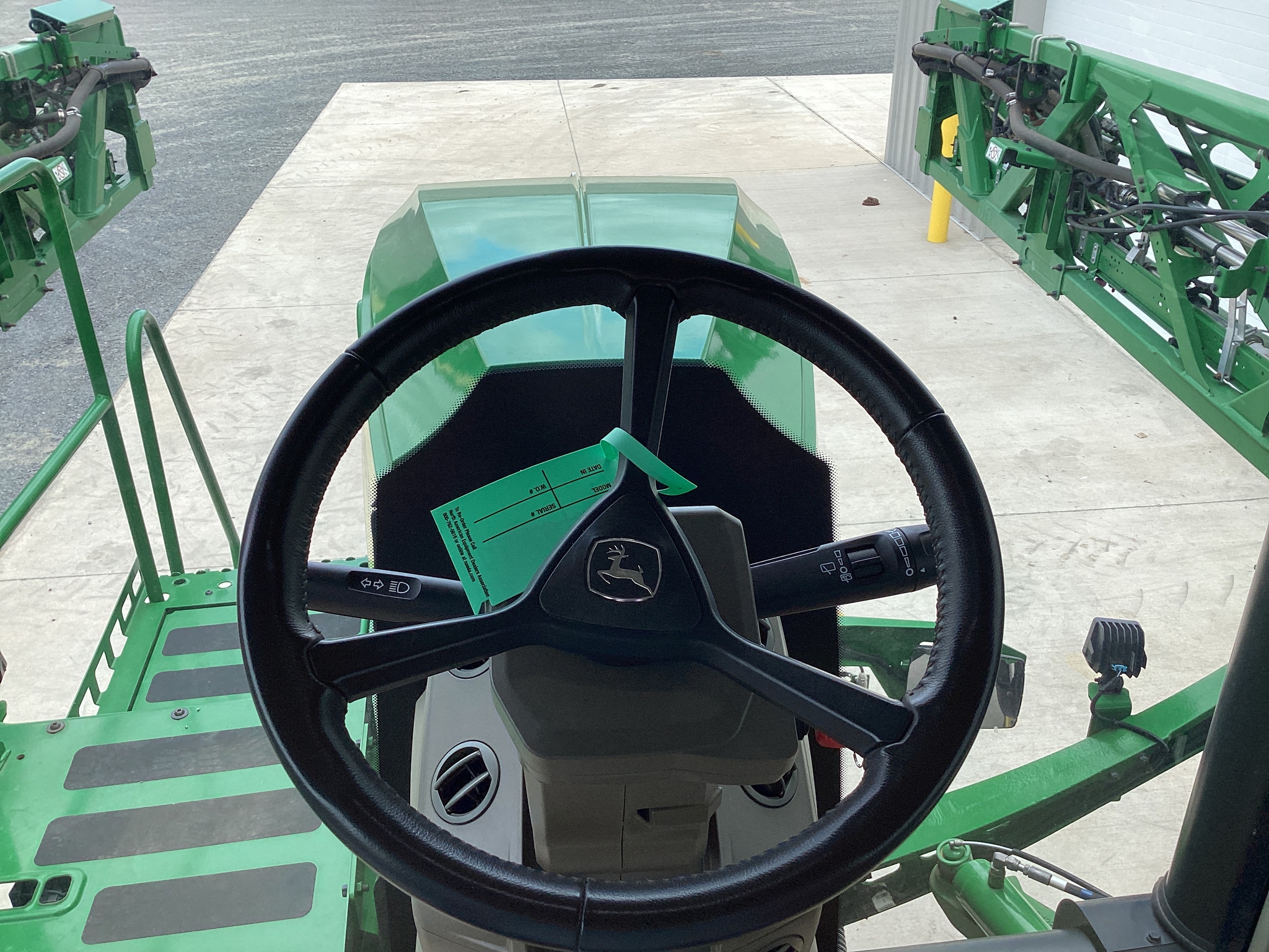 2022 John Deere 410R Image 33