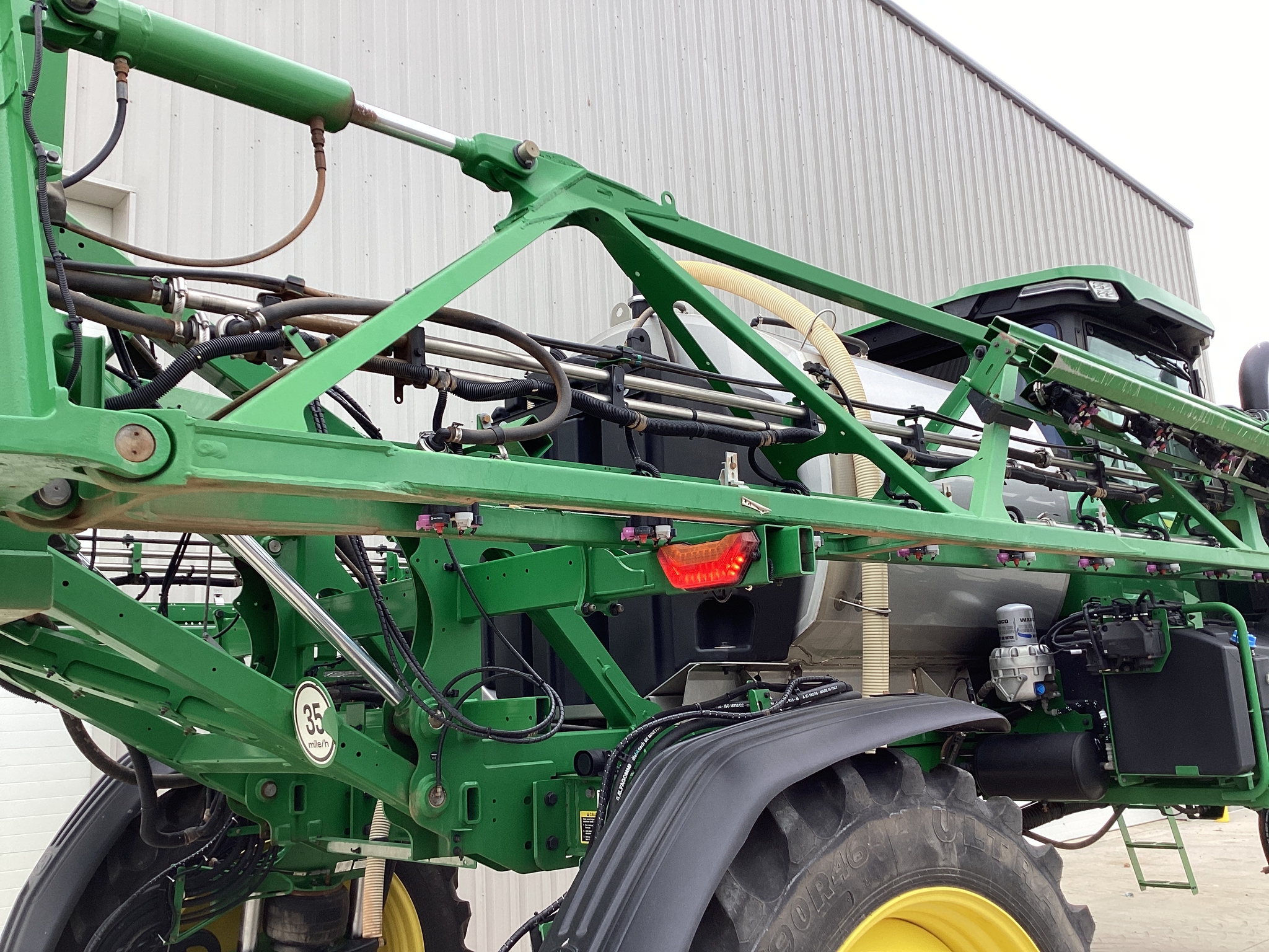 2022 John Deere 410R Image 14
