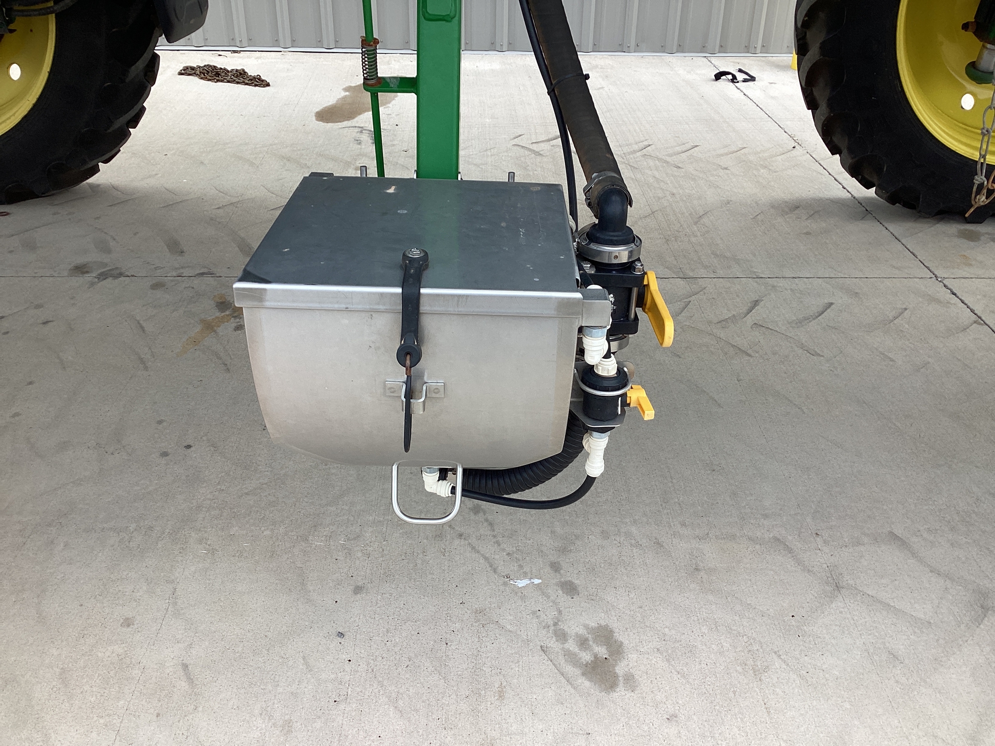 2022 John Deere 410R Image 26