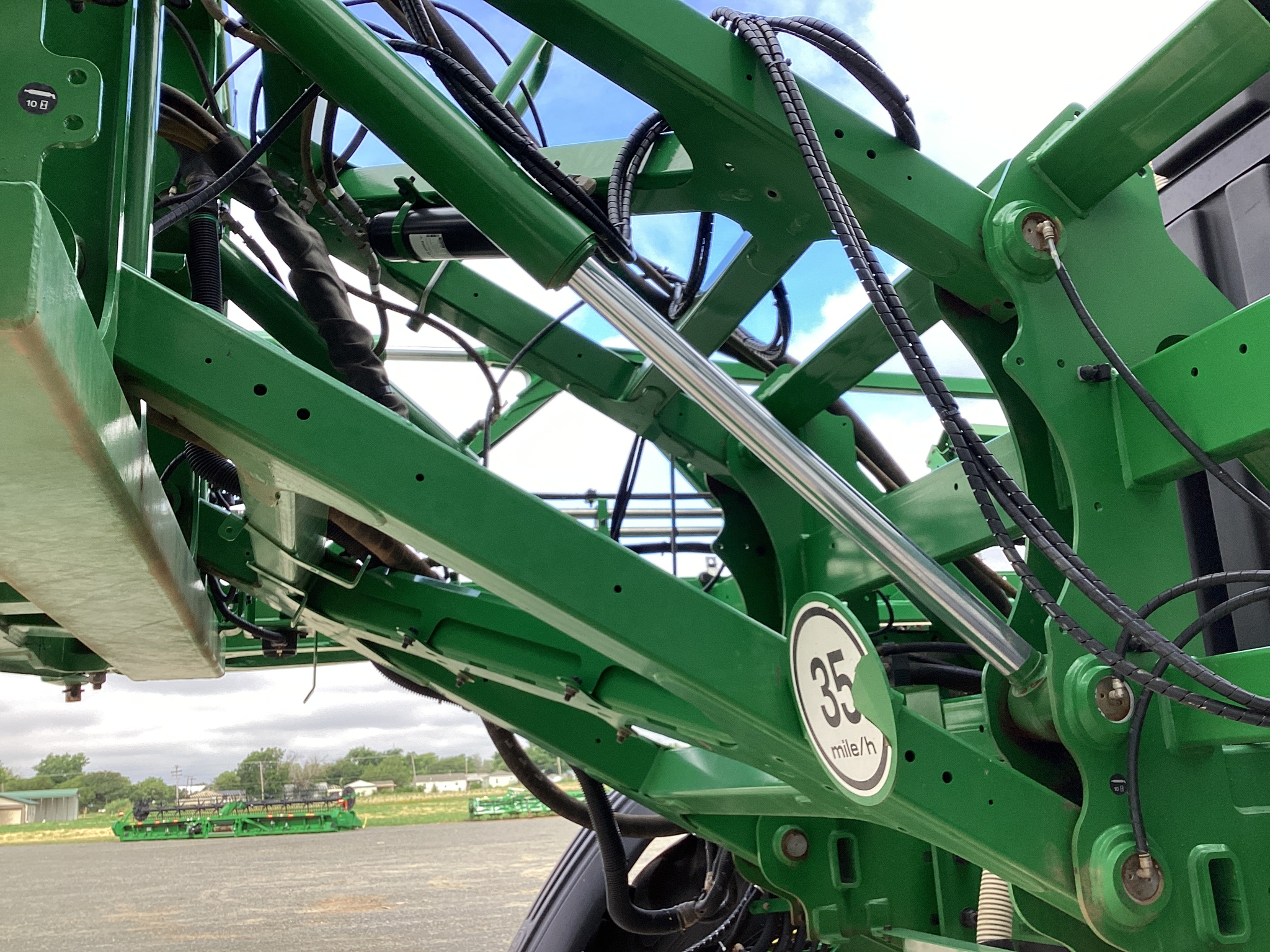 2022 John Deere 410R Image 15