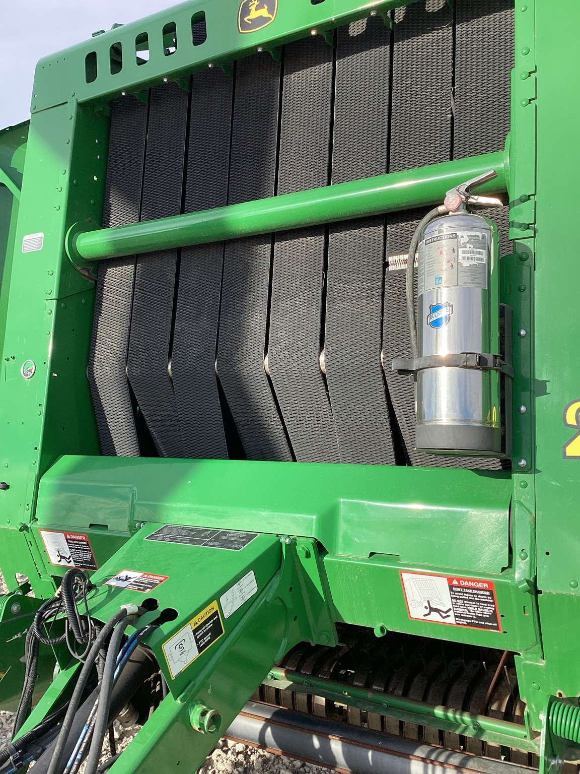 2023 John Deere 560R Image 12