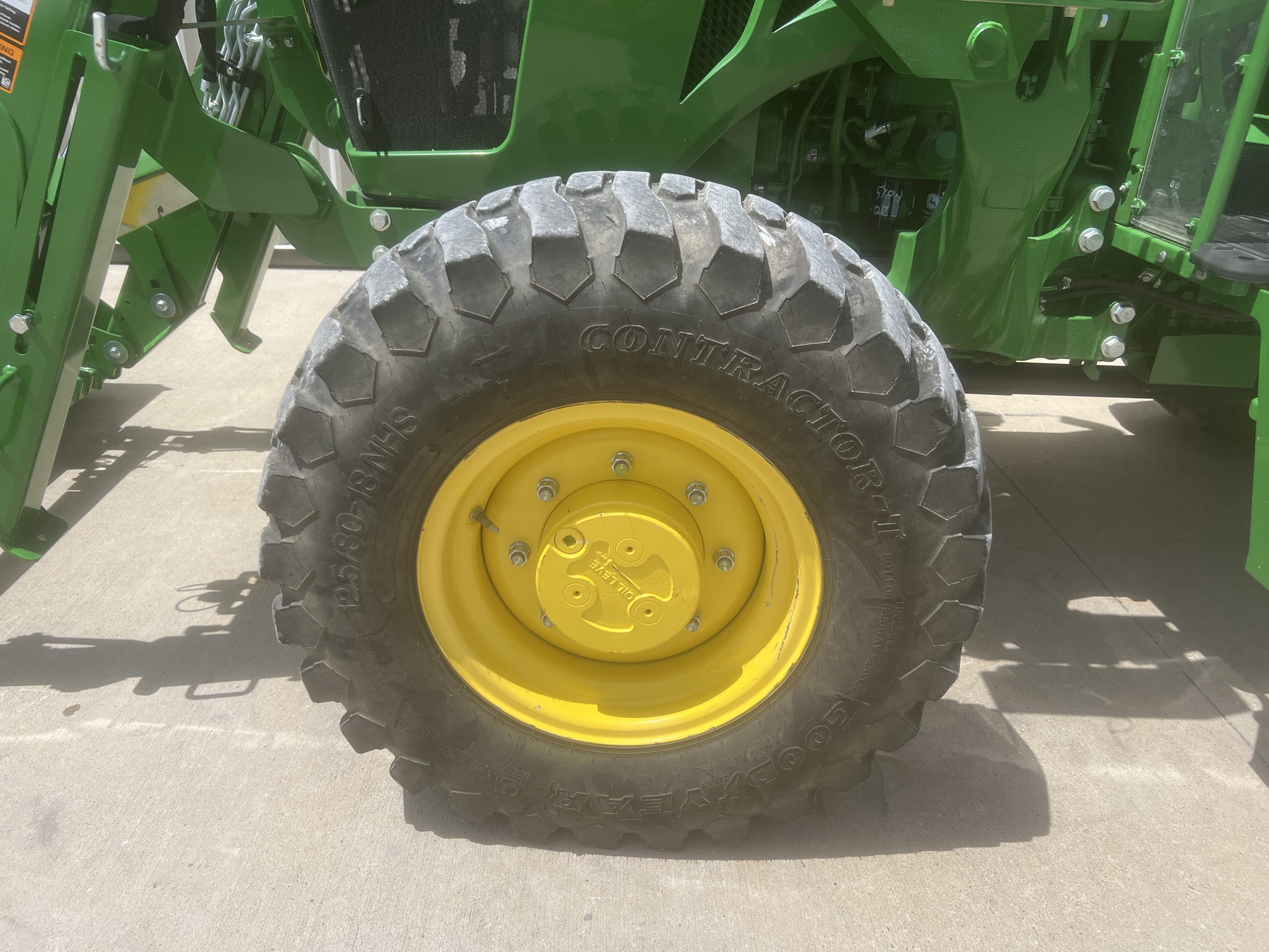2024 John Deere 5060E Image 22